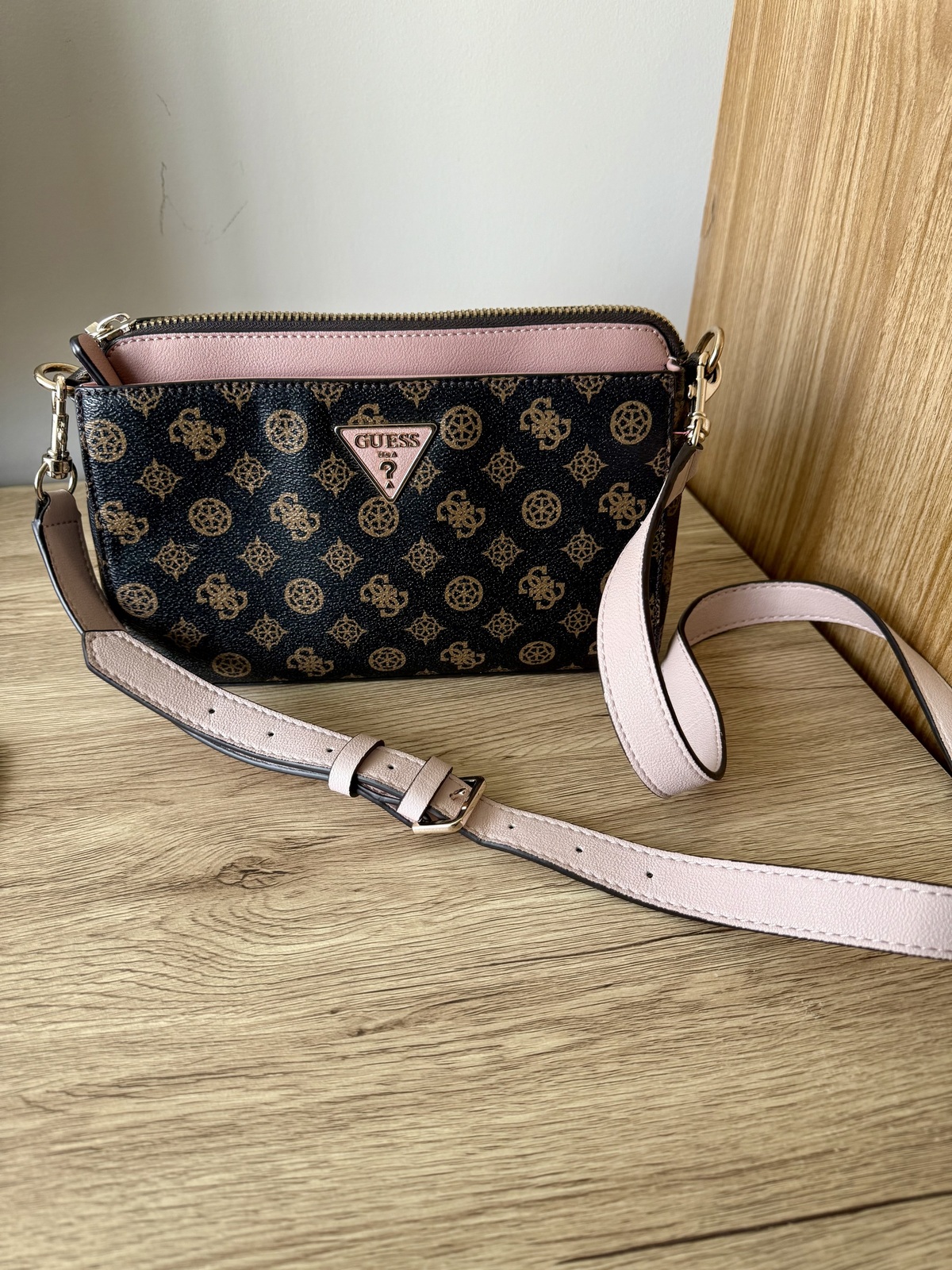 Maddy Girlfriend Crossbody Bag