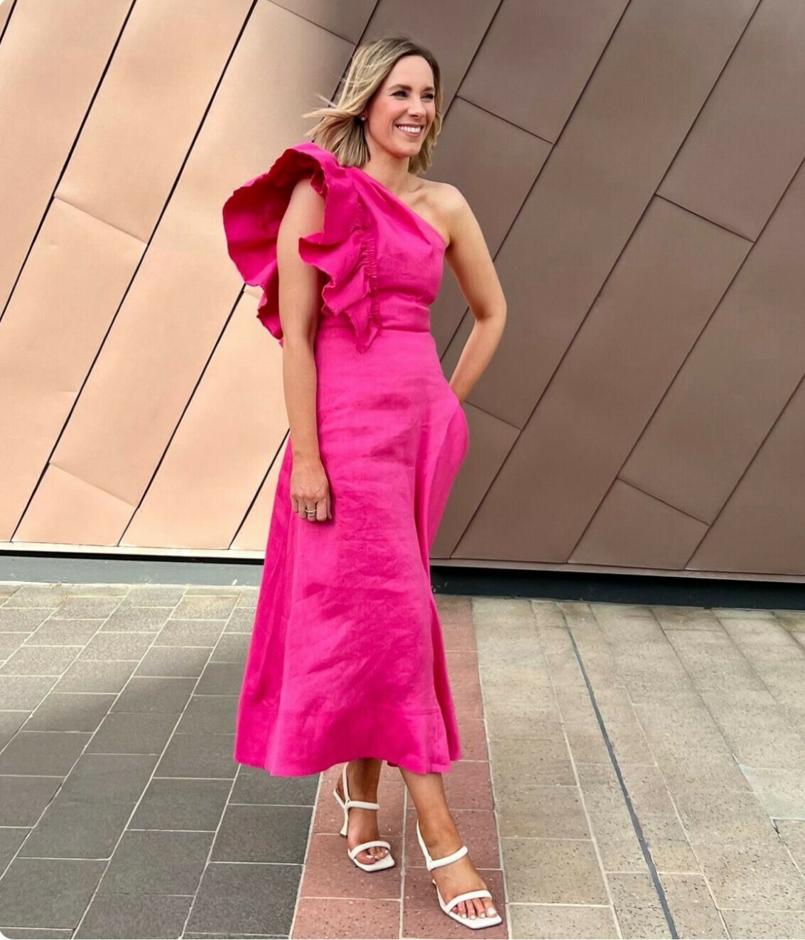 / Bonjour Aysmmetric Midi Dress / Fuchsia