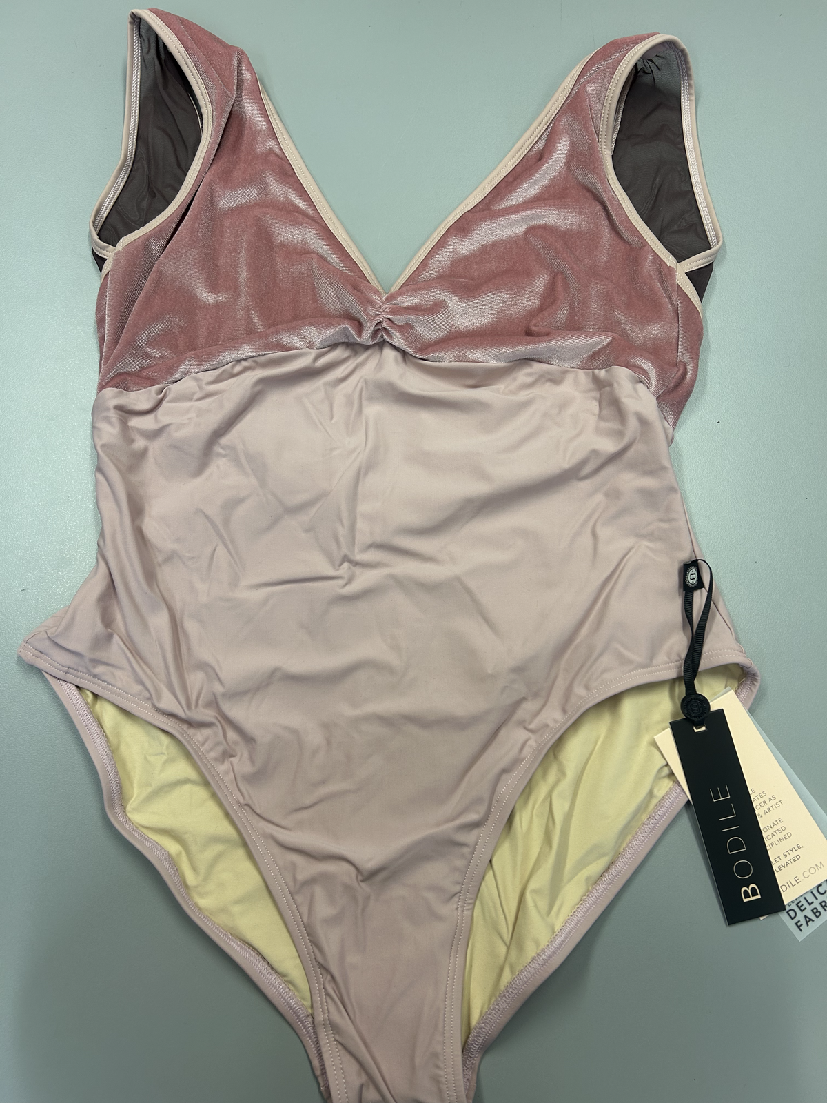BODILE Leila Leotard Camellia Bliss Nougat L/XL - AirRobe
