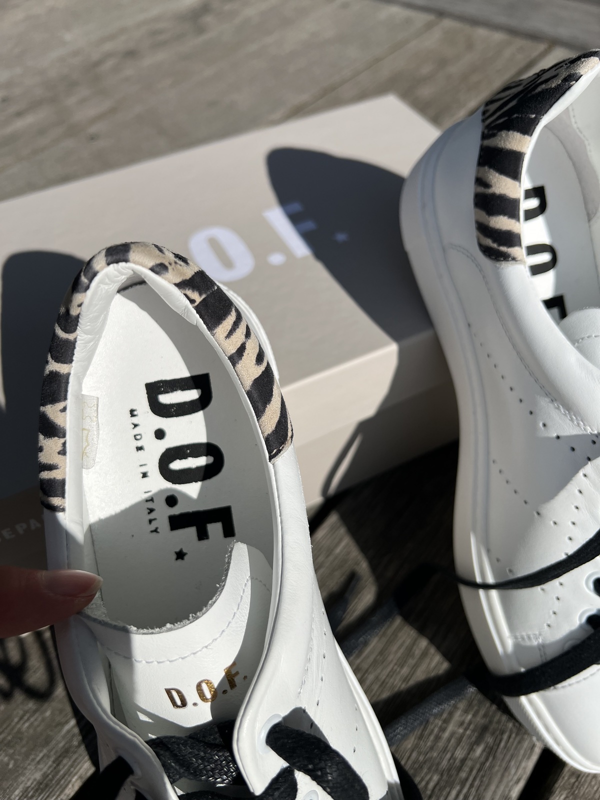 Sneakers