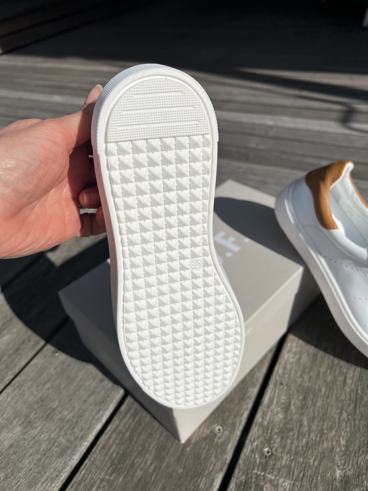 Sneakers