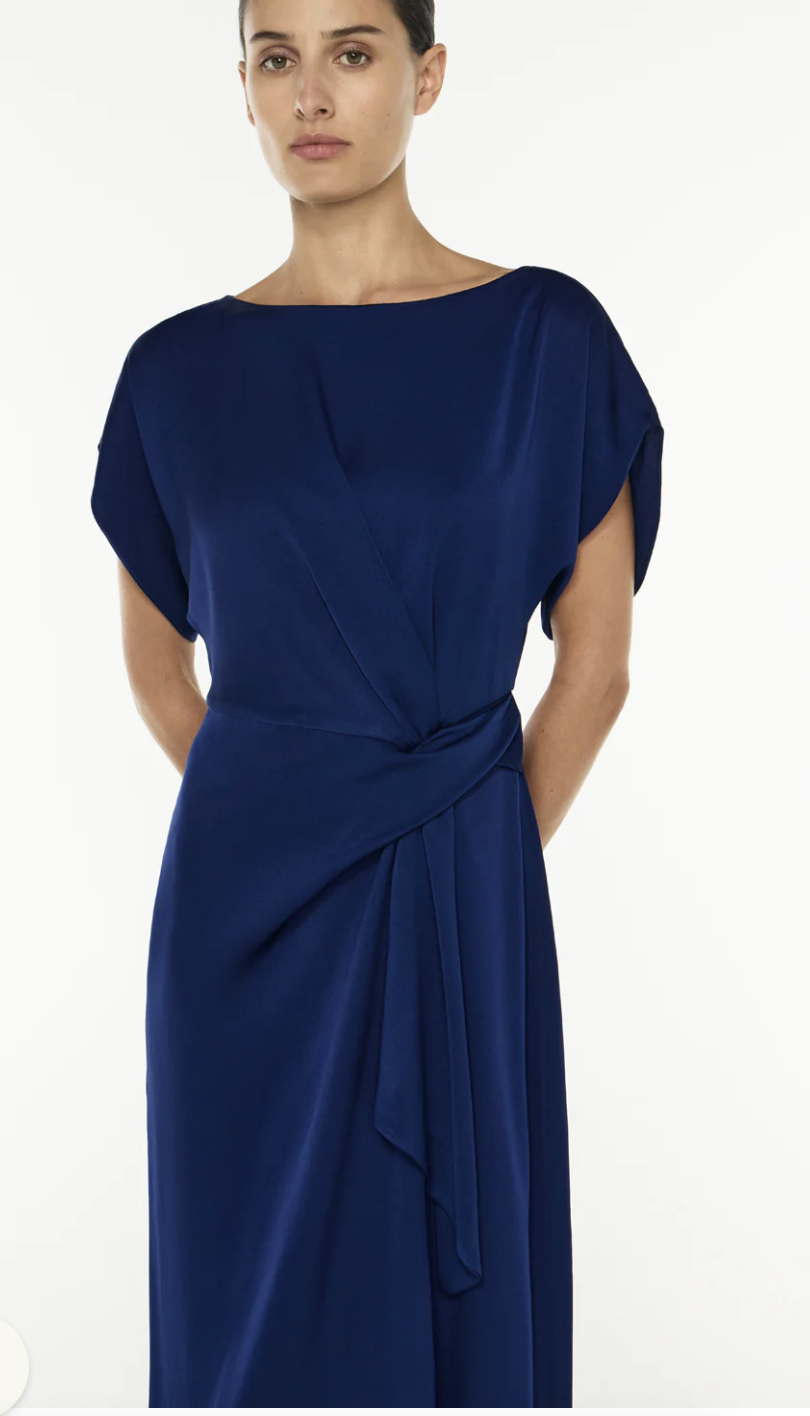 Manning Cartell Venus Rises Dress AirRobe