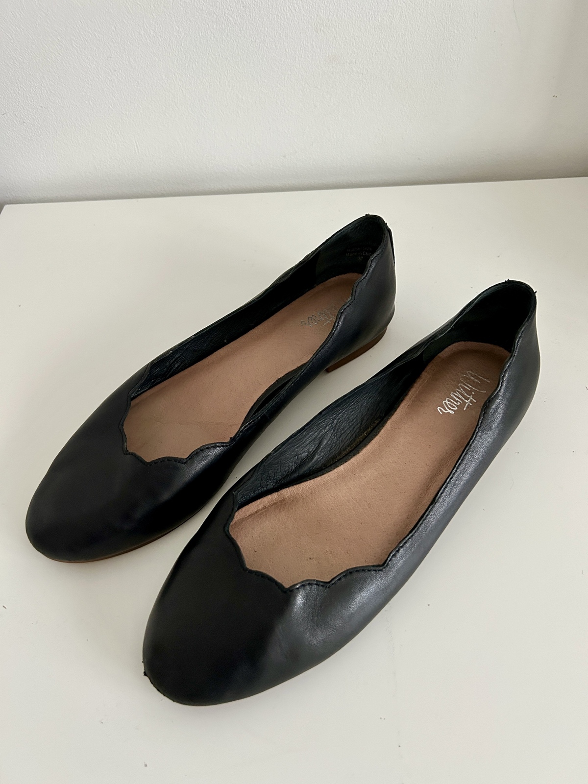 black leather ballet flats size 37