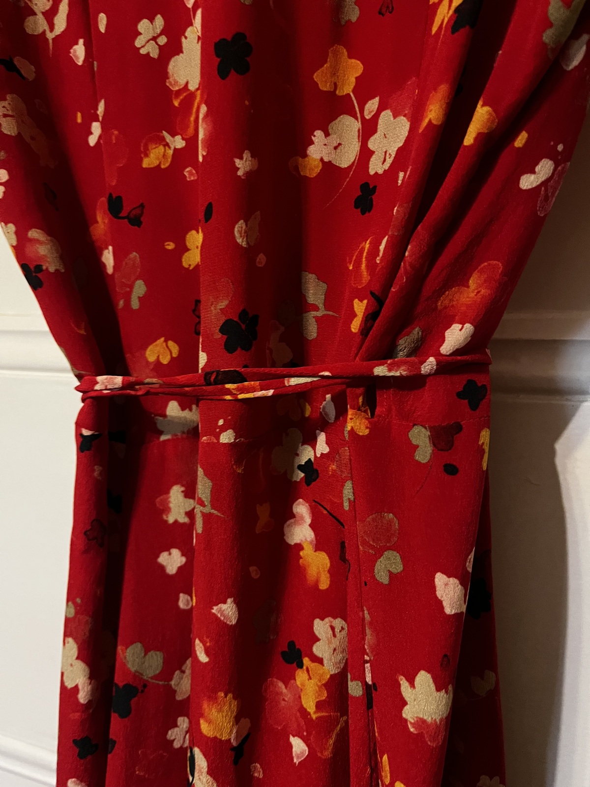  The Teale Rouge Fleur floral midi wrap dress