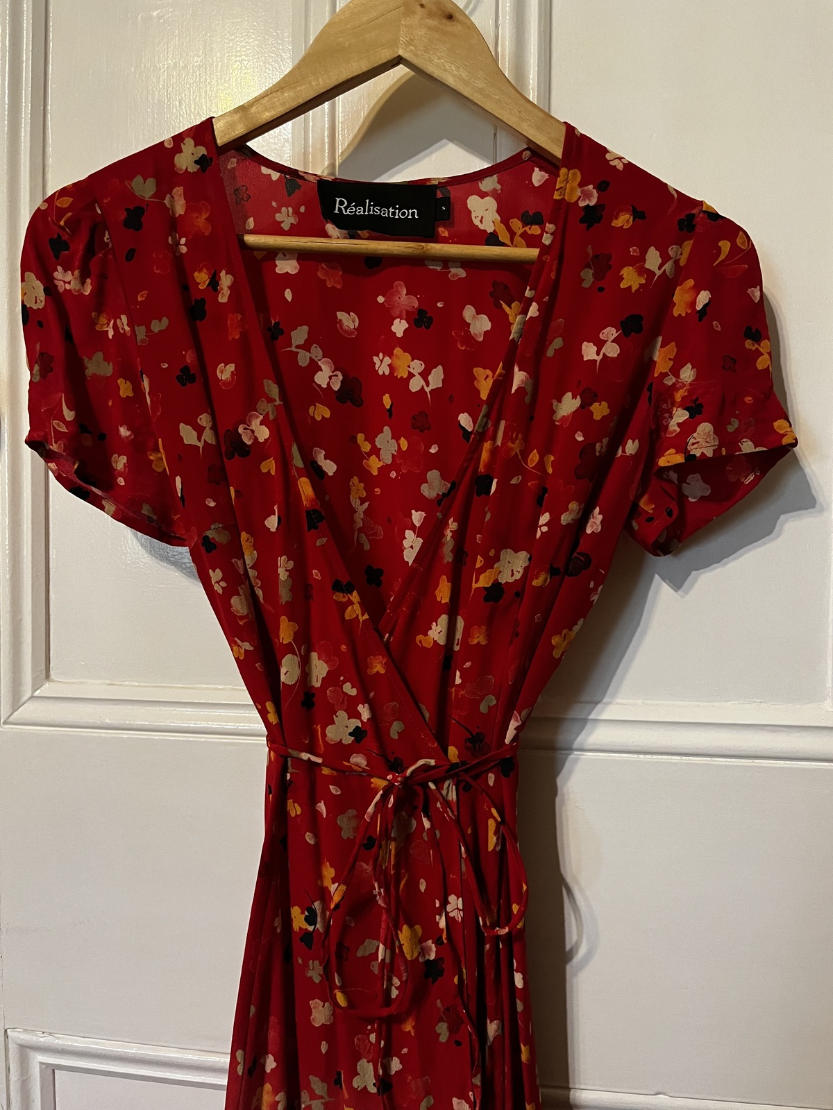  The Teale Rouge Fleur floral midi wrap dress