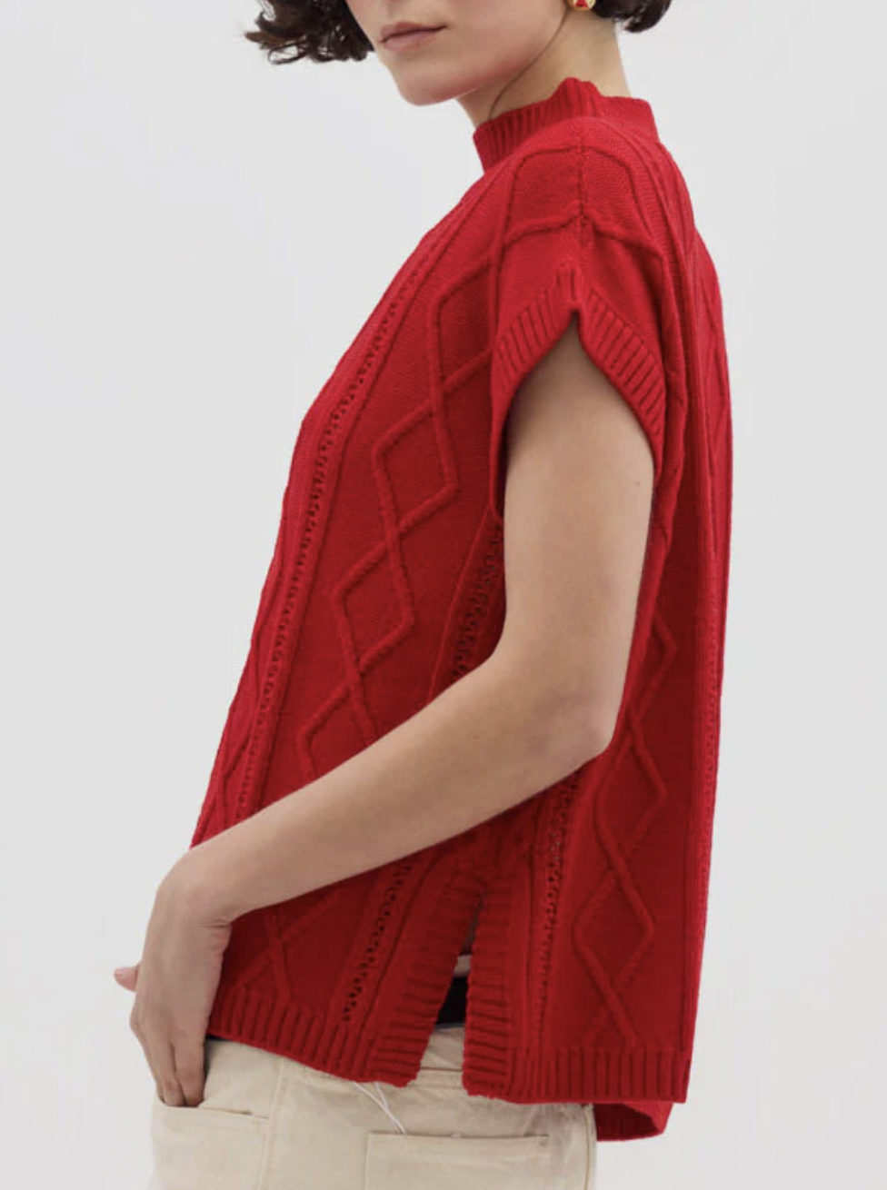 Heart Cable Vest in True Red