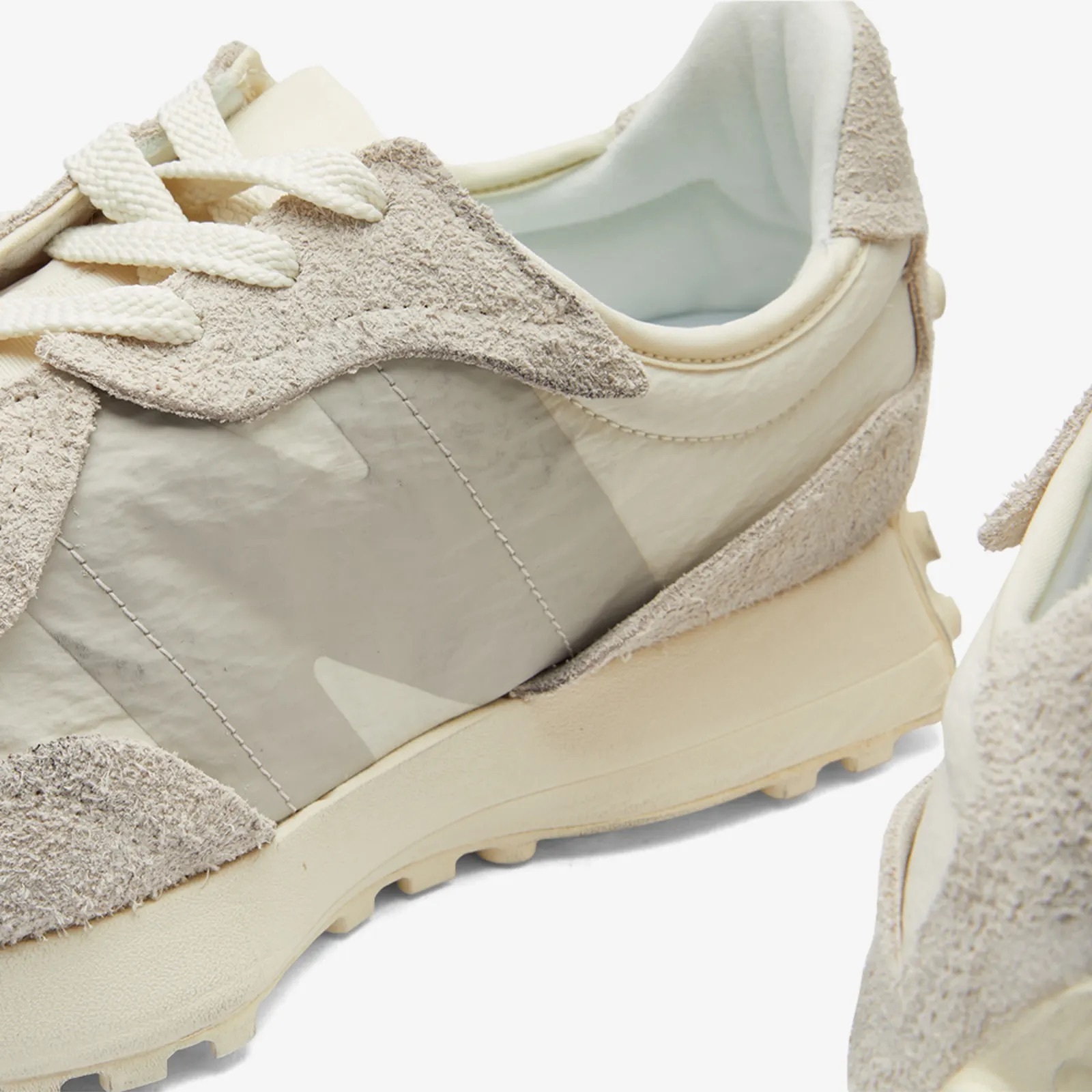 327 (sold out colour palette)