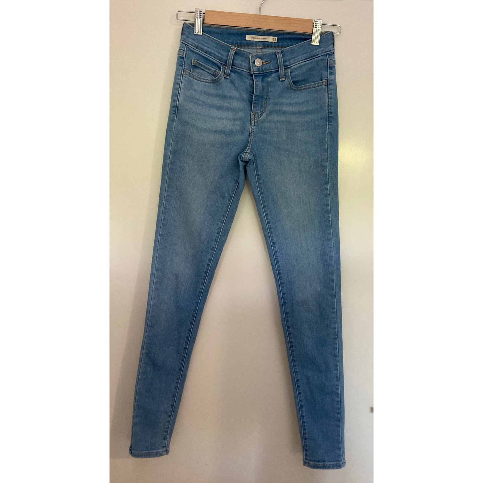 710 SKINNY JEANS, SIZE 25