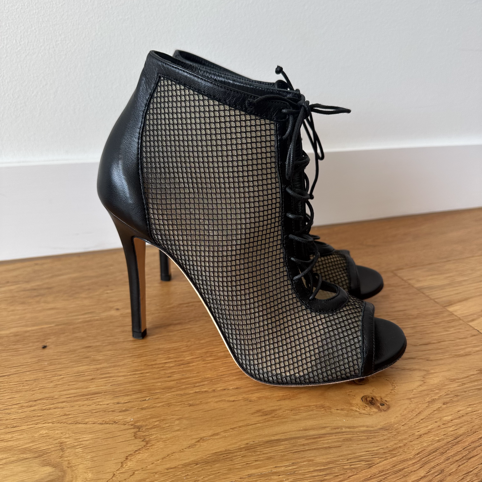  black leather mesh bootie heels 39