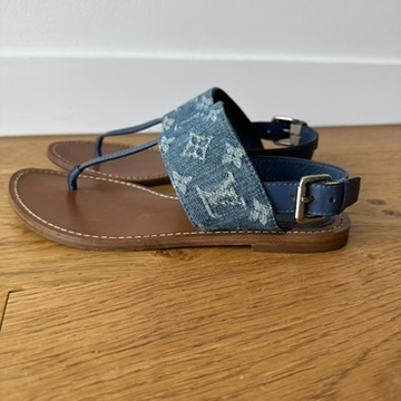 Starboard Flat Thong Sandals in blue Denim Monogram LV