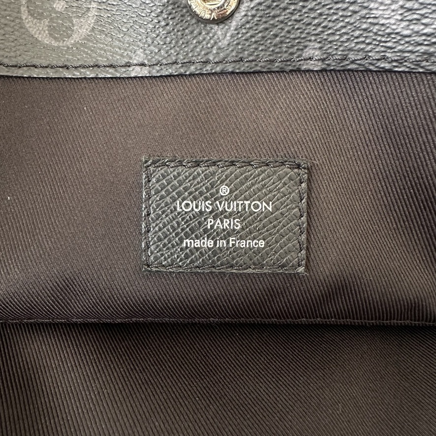 Taigarama Monogram Eclipse LV bag