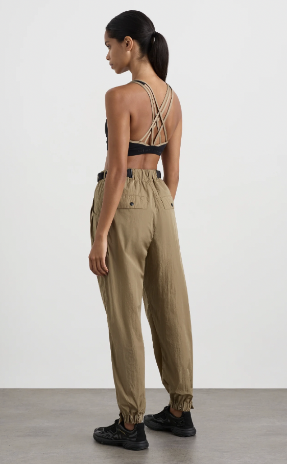 Belted Windbreak Pant 502