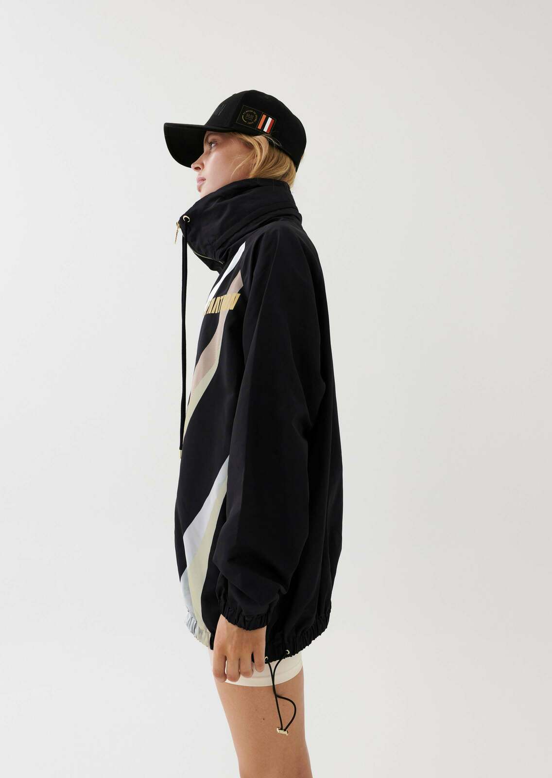 FINAL SCORE JACKET IN BLACK