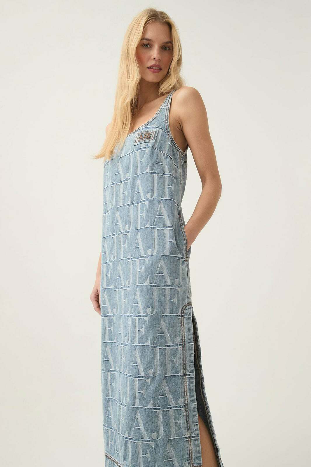 Nostalgia Denim Midi Dress AU10/US6