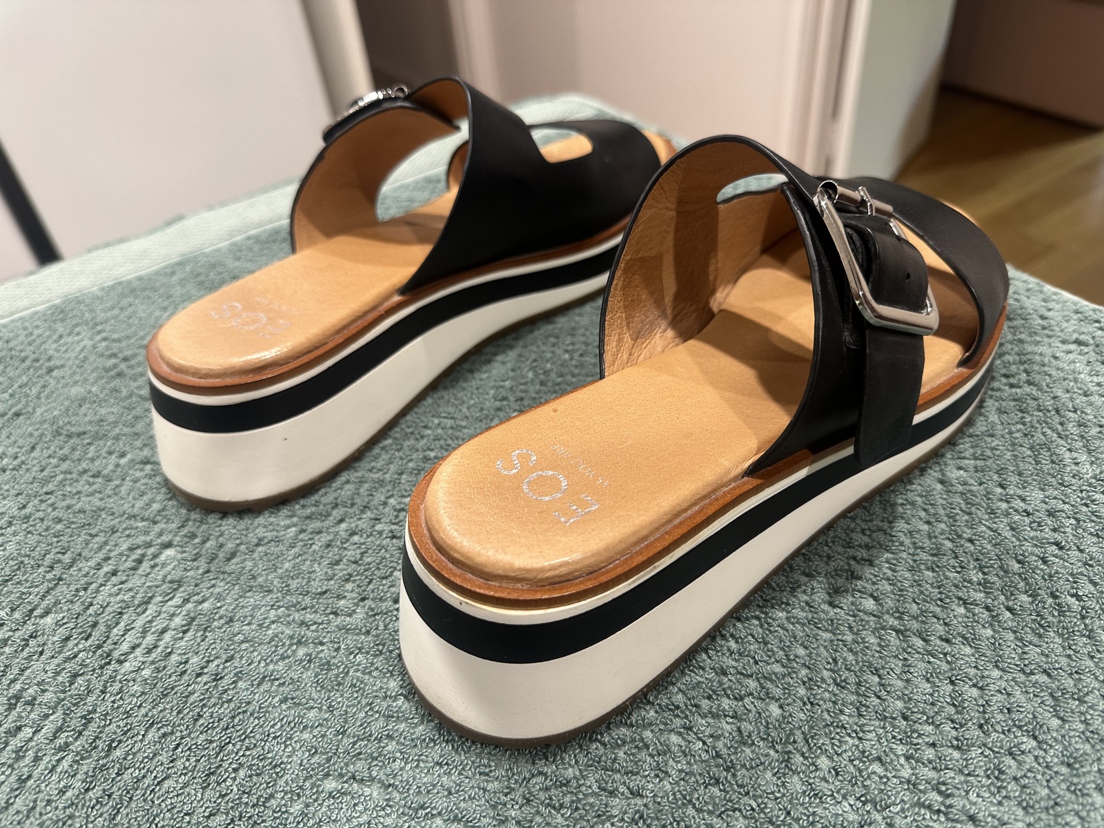 SPORTEZ BLACK LEATHER SANDALS 