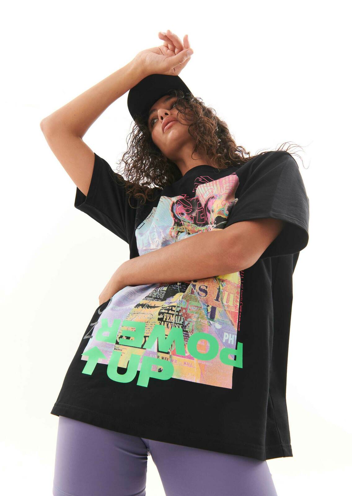 POWER UP TEE IN BLACK