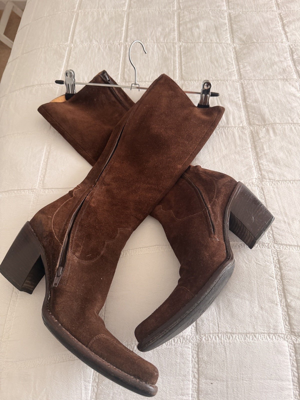 French brown suede cowboy boots Size 37