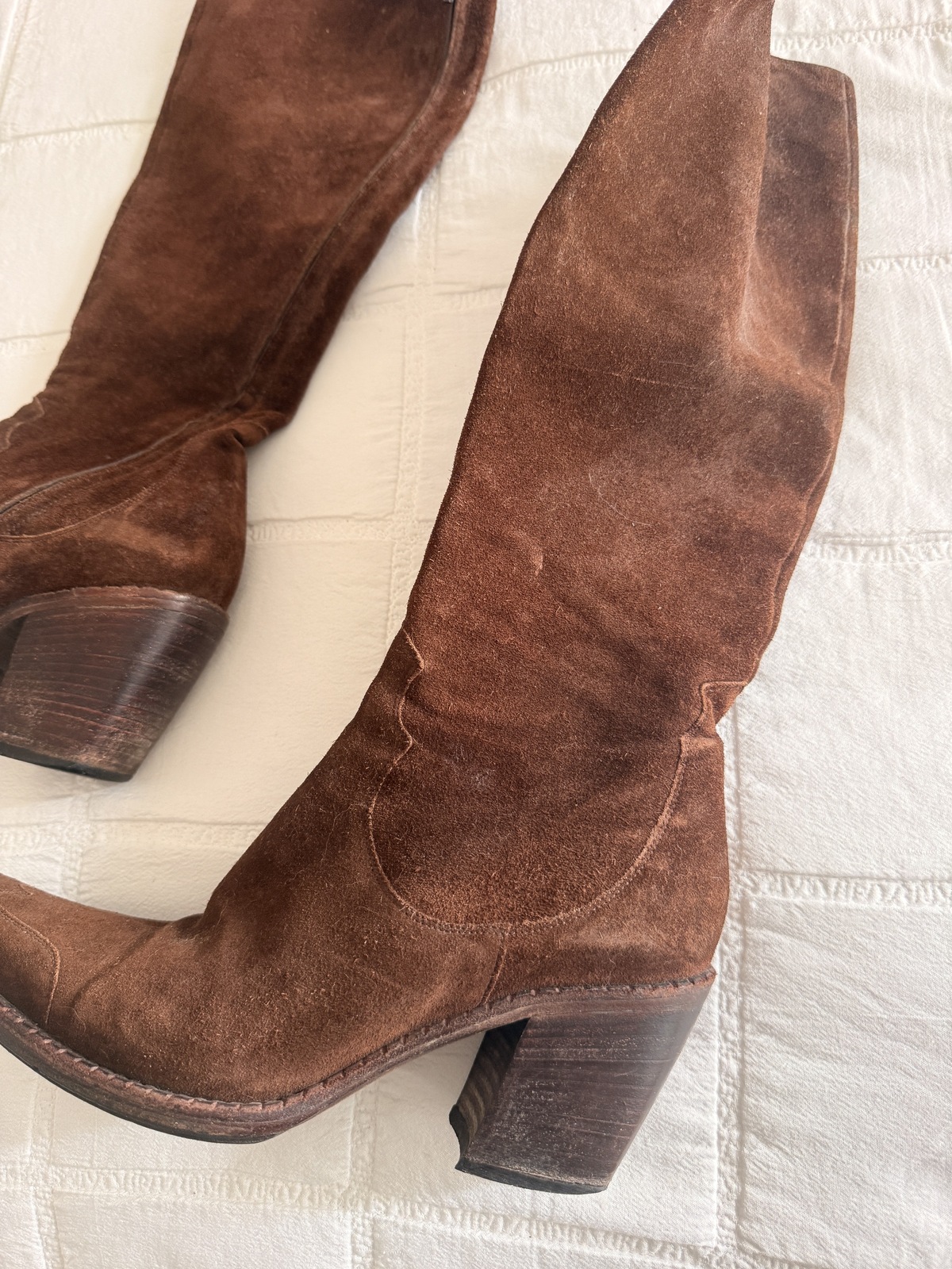 French brown suede cowboy boots Size 37