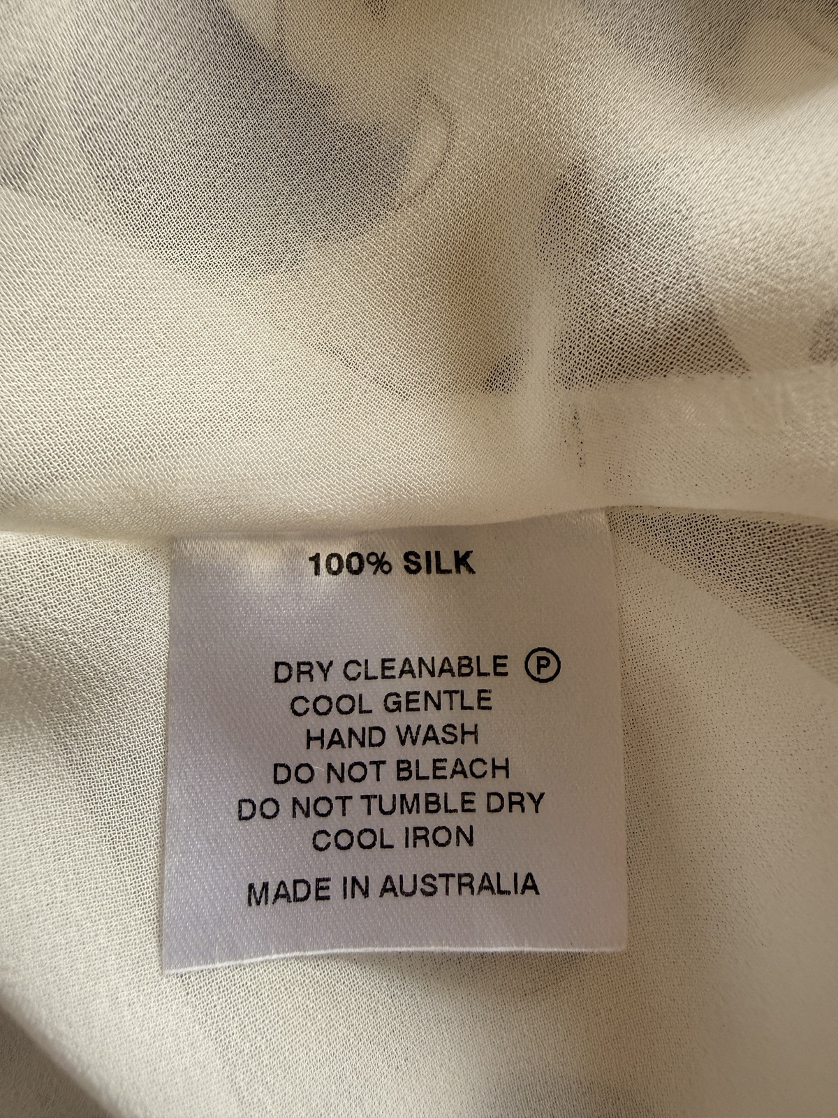 Rare 100% silk wrap dress size 2 AU10