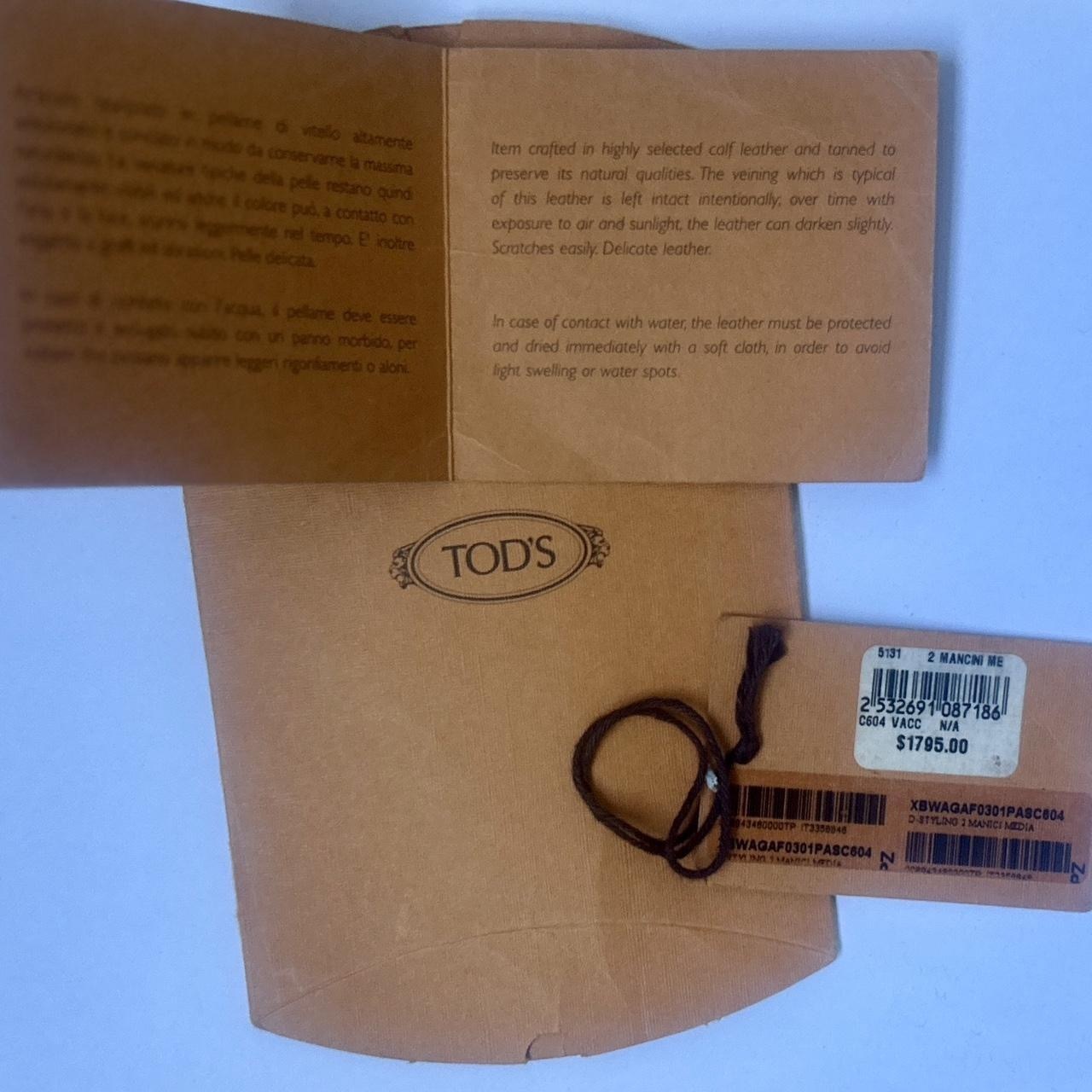 Authentic Signature Leather D-Styling Tote Excellent Condition