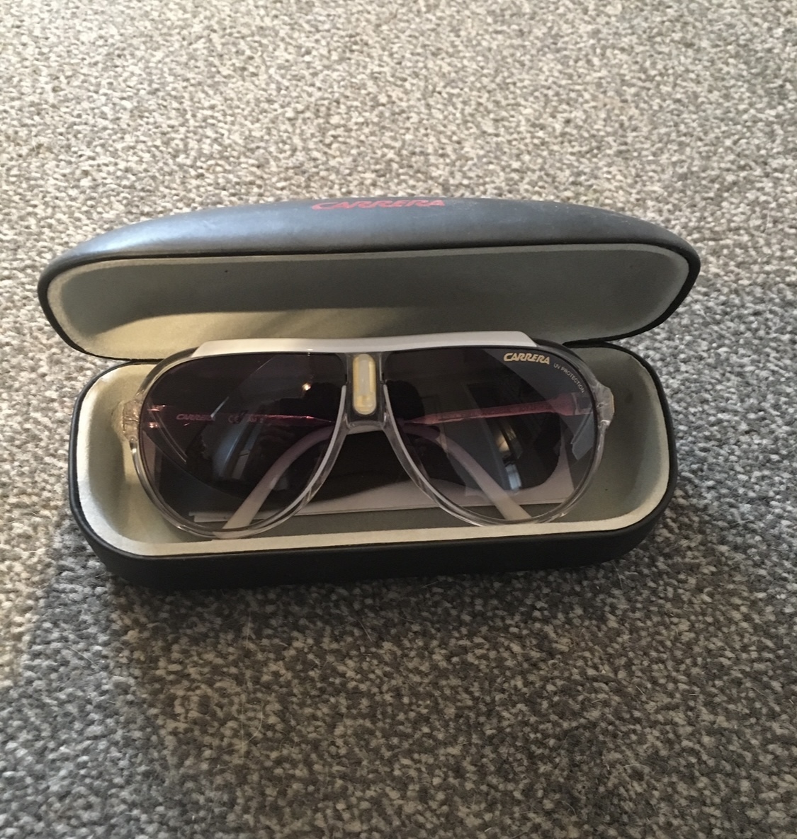 women’s white sunglasses with box 