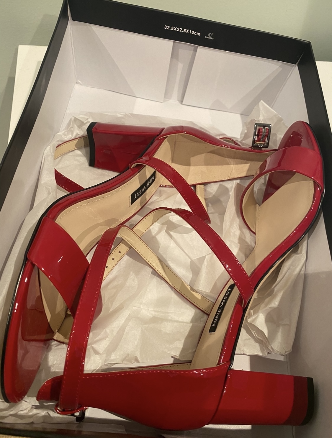 red patent sandals size au 8.5