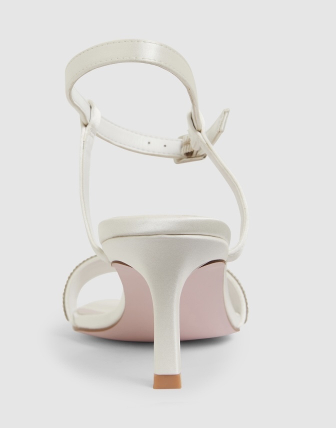  white crystal heels size au 9