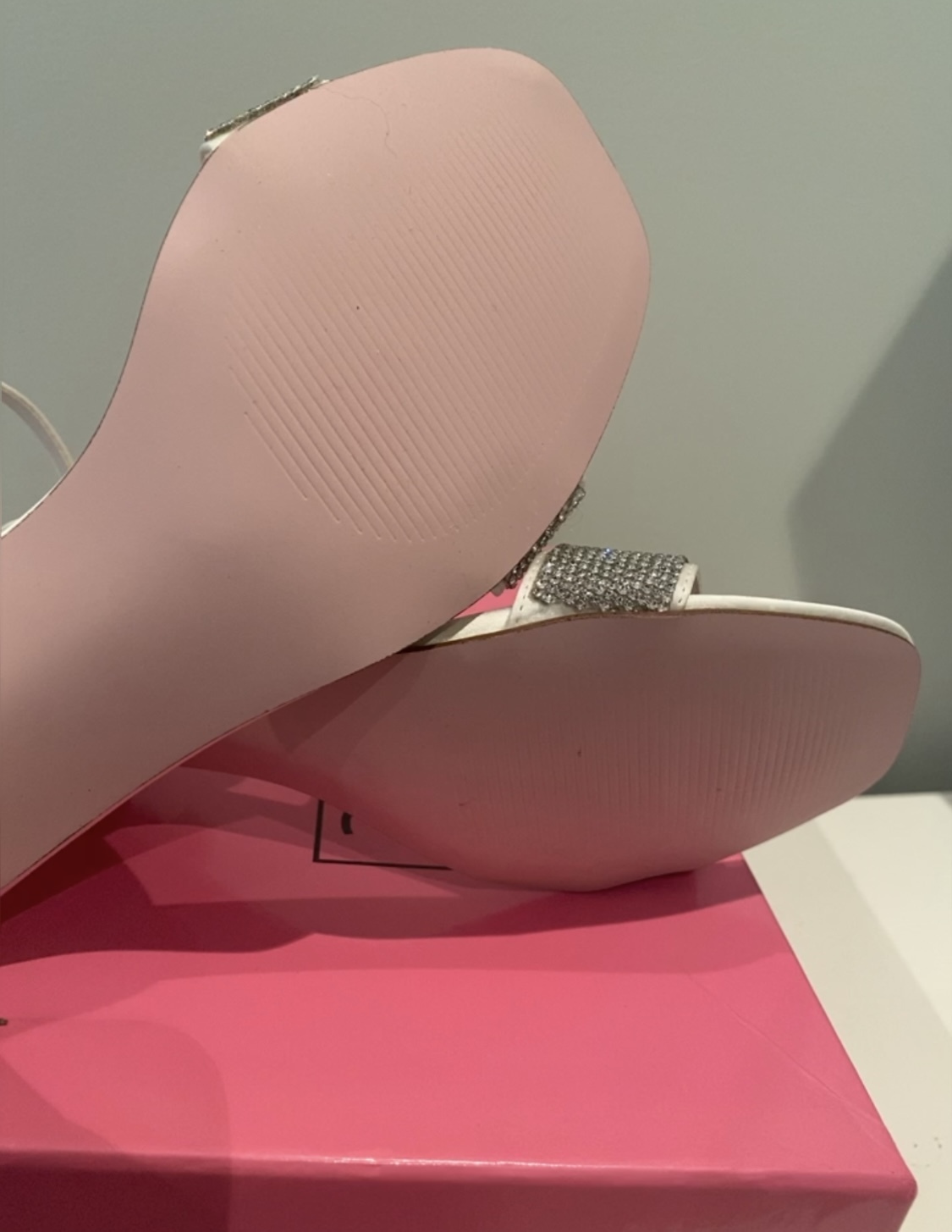  white crystal heels size au 9