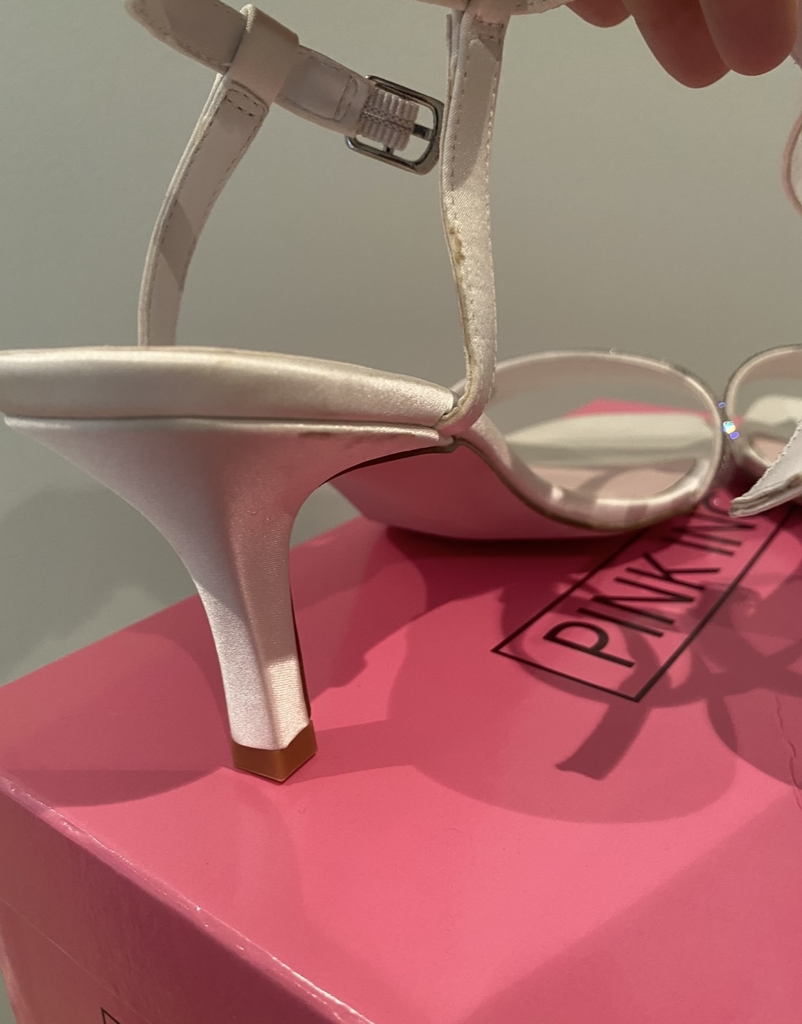  white crystal heels size au 9