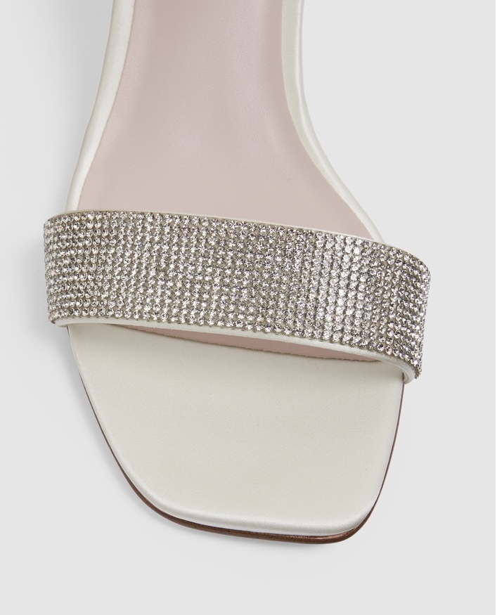  white crystal heels size au 9