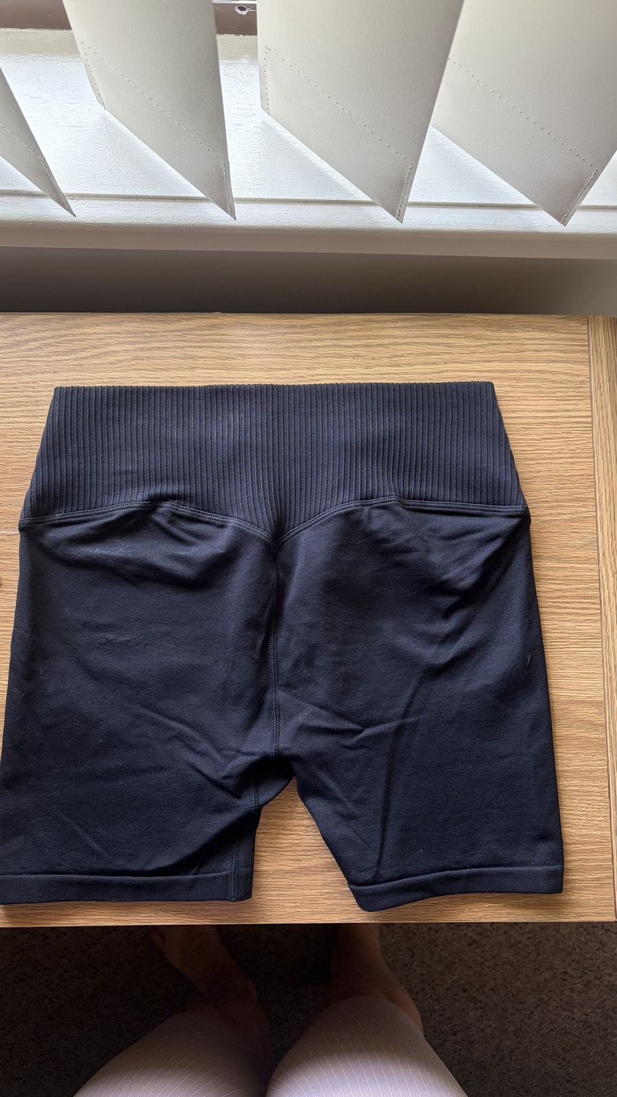 Black Limitless Seamless Midi Biker Shorts Size L Black 