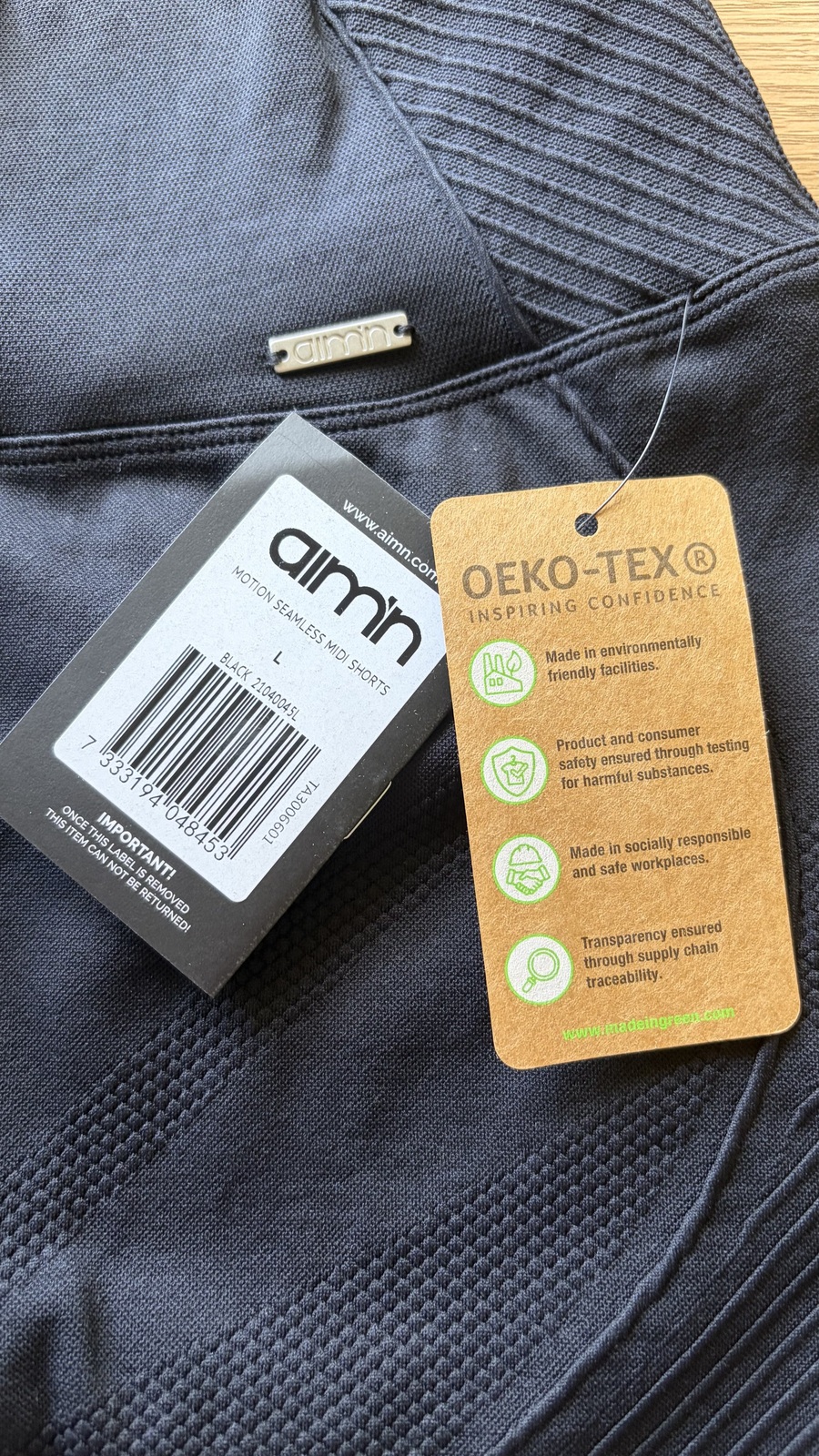 Motion Seamless Midi Shorts 