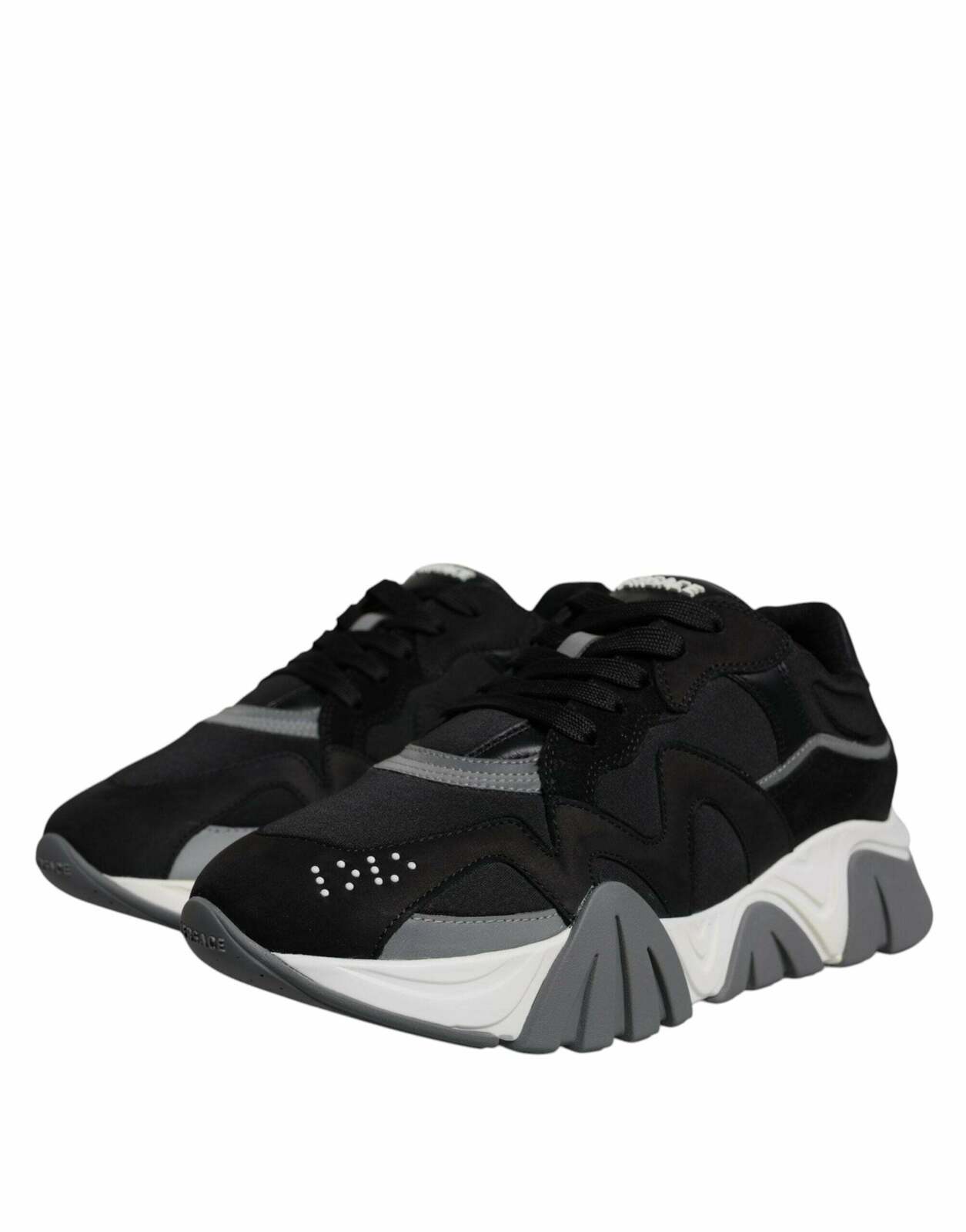 Versace Chain Reaction SneakerLow Top - Black / 42 EU - AirRobe