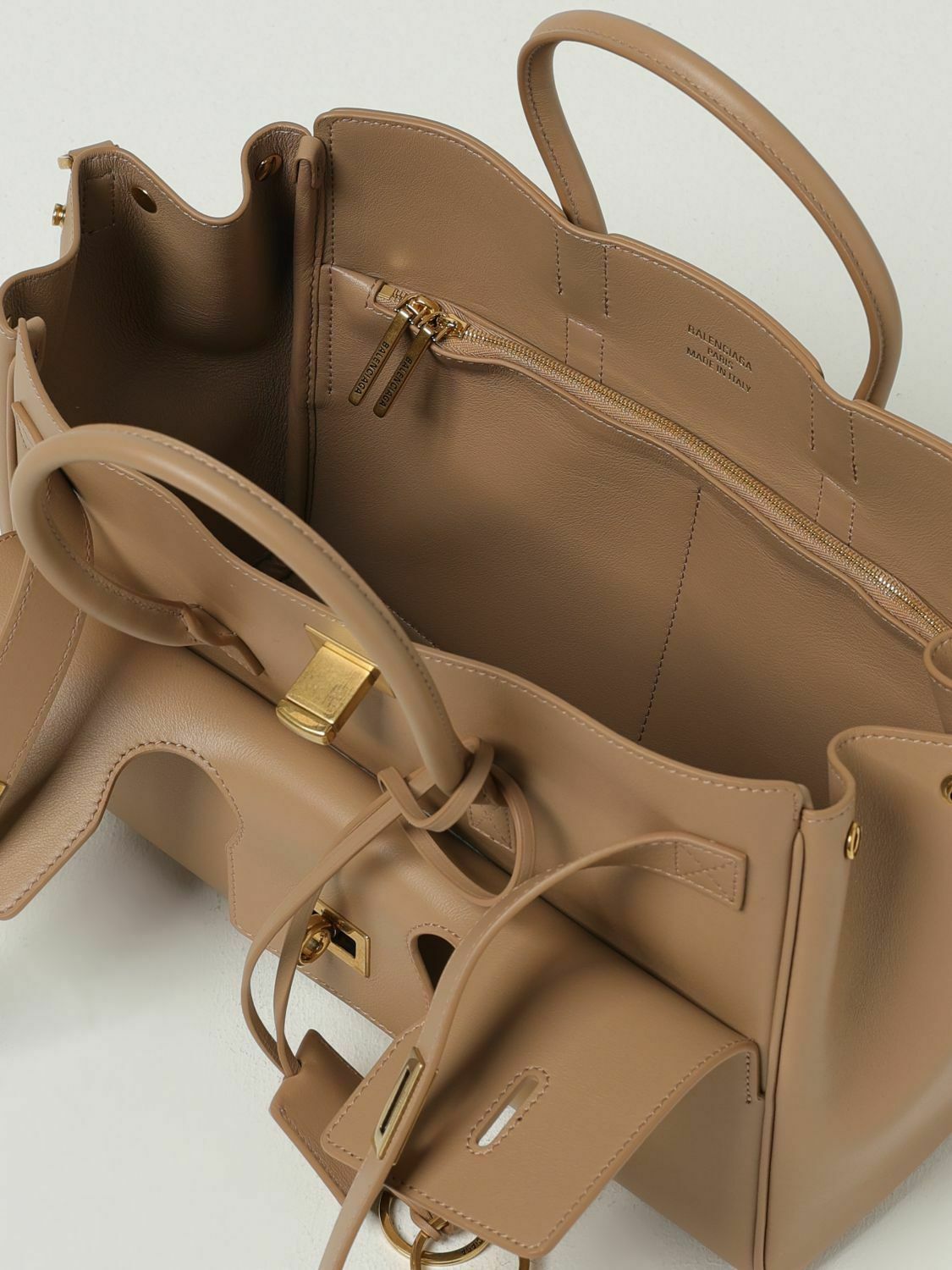 Structured Handbag with Top Handle and Buckle Detailing for Stylish Everyday Use - Yellow Cream / U EU