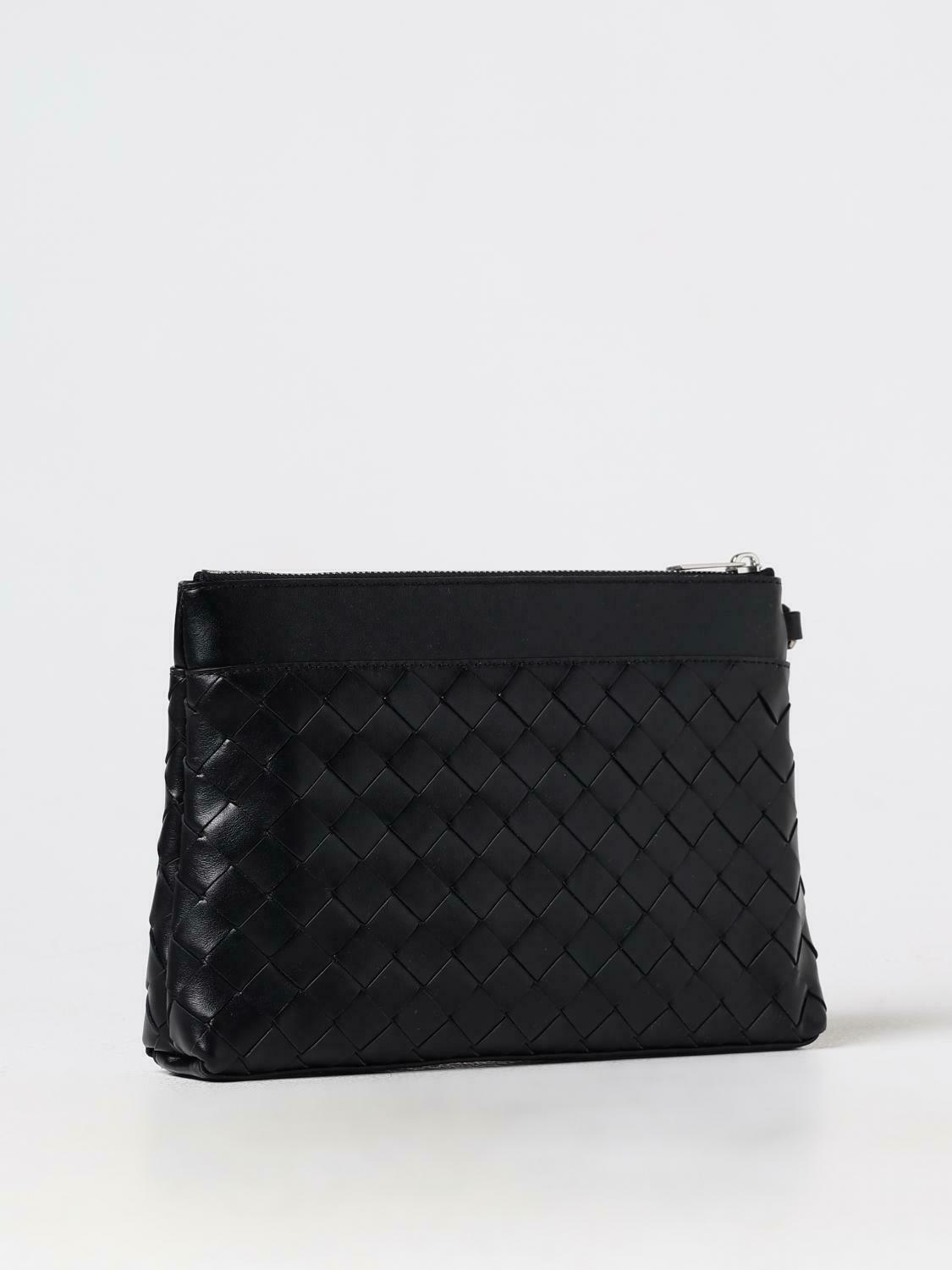 Intrecciato Leather Clutch - Black / U EU