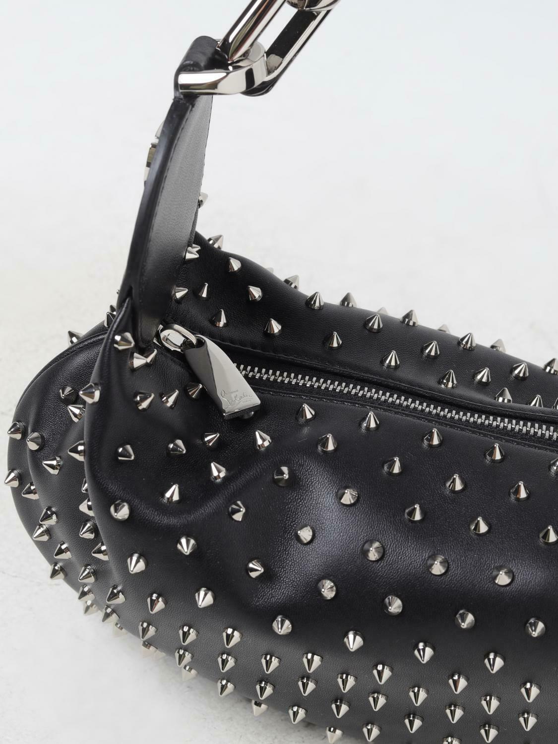 Cabata Spiked Chain Shoulder Bag - Black / U EU