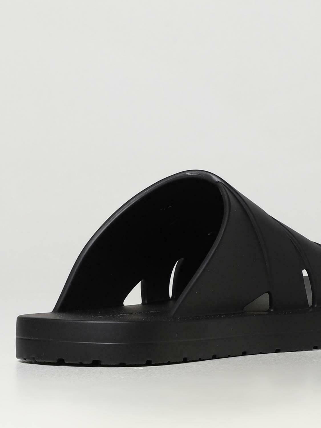 Slide Sandals with Interwoven Upper and Comfortable Platform Sole - Black / 44 EU