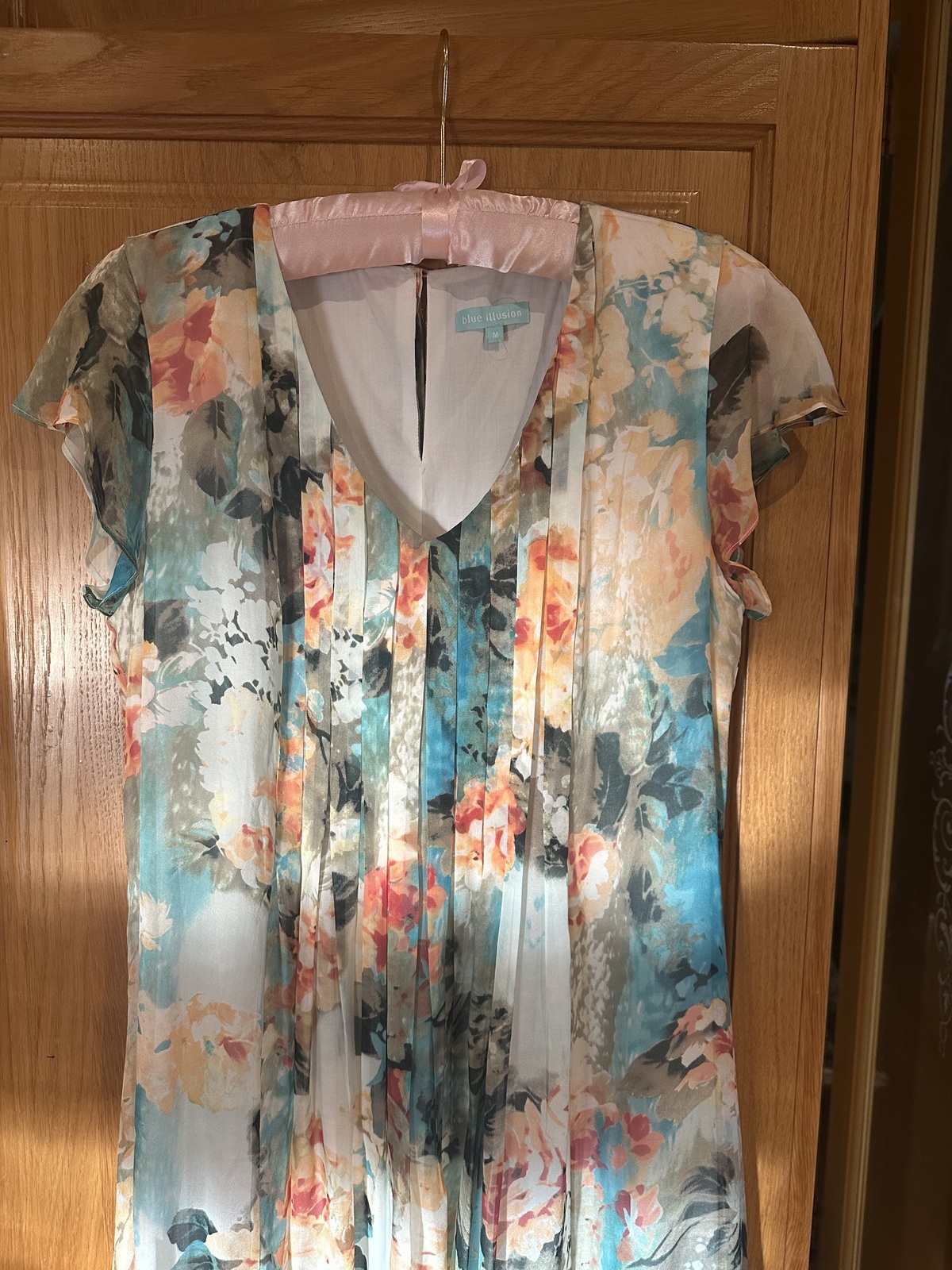 Silk 100% new floral dress, Blue Illusion, size M. Never worn.