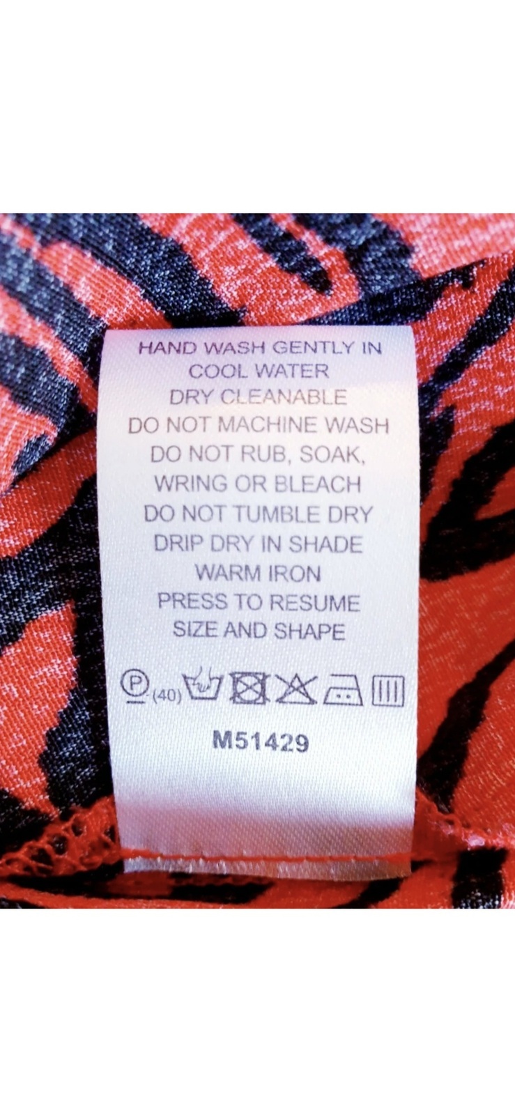 BNWT Women's Size 16 Red Zebra Print Tiered Blouse