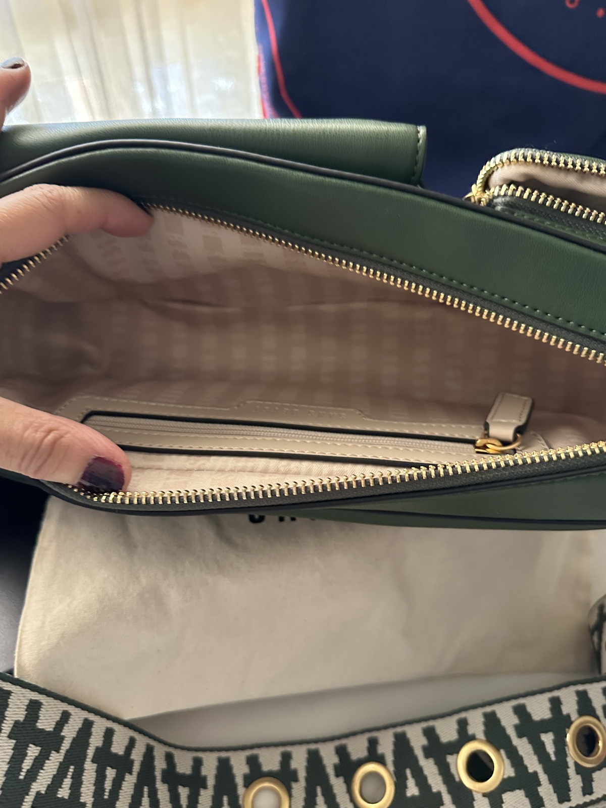 Sample Sale: Utility Crossbody Green