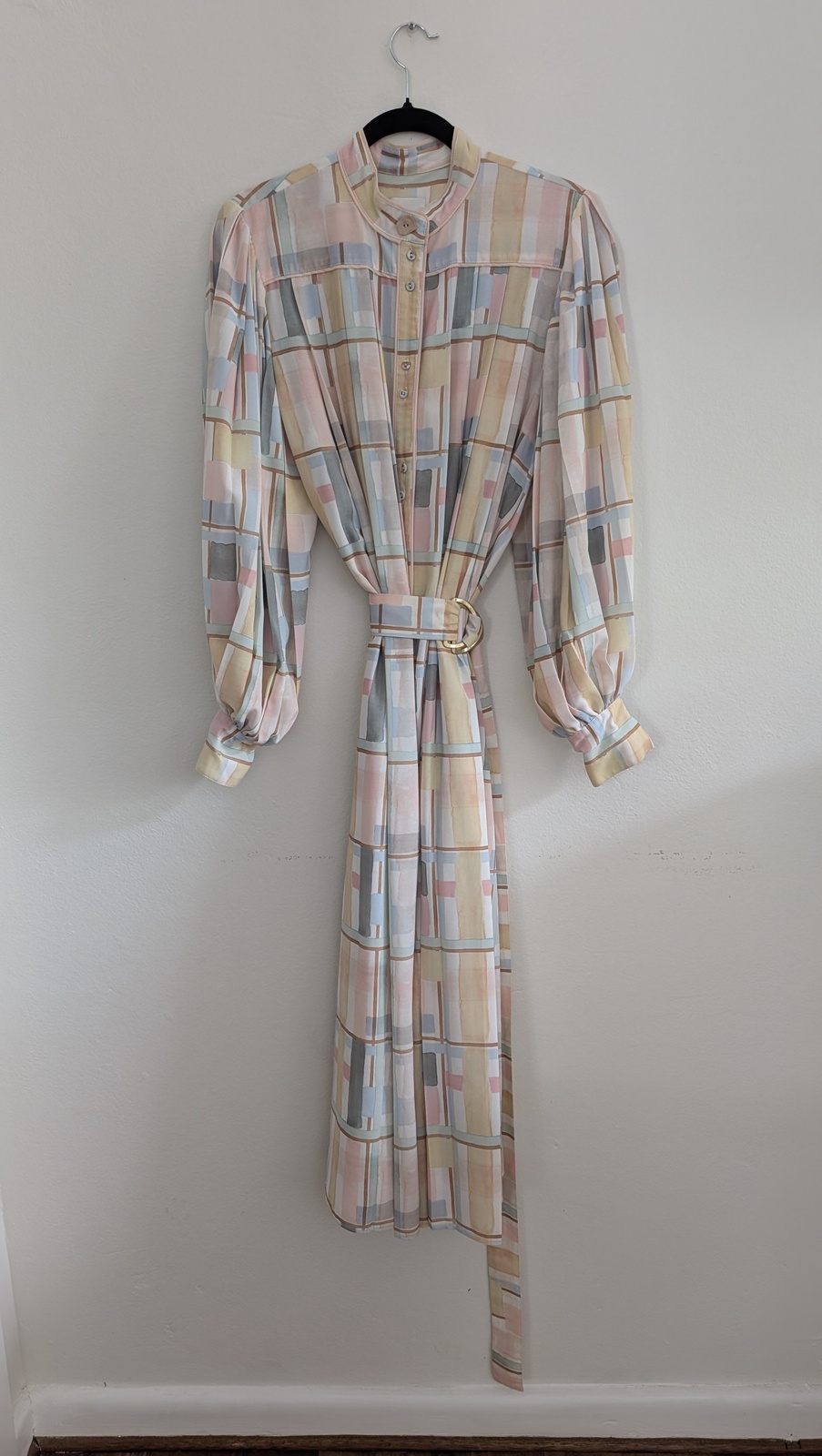 L'esprit Belted Midi Dress