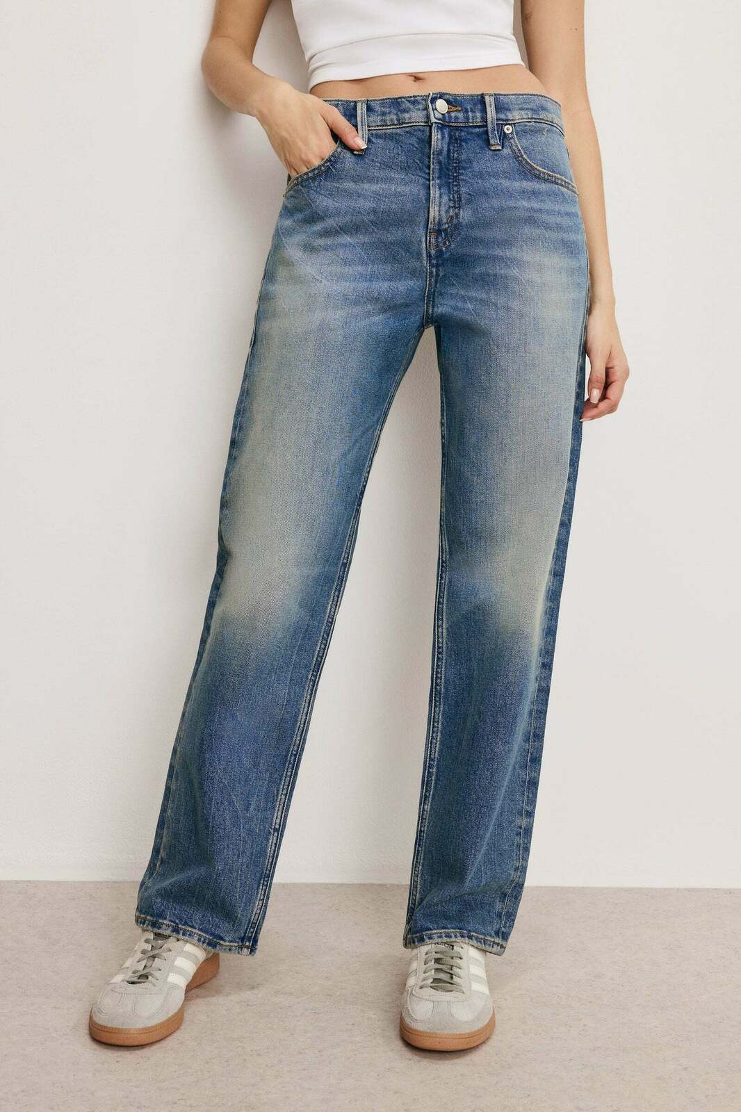 - Good Standard Straight Jeans 