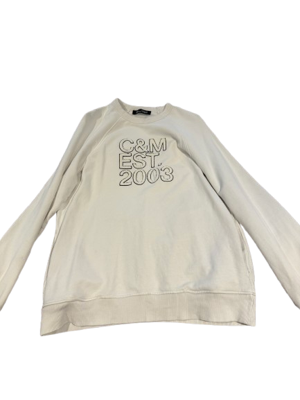 women’s white sweatshirt size 6