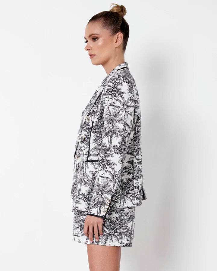 Beautiful - Lovelight Blazer Lightweight Linen Blend Black & White Print- Great Condition Size 12-14