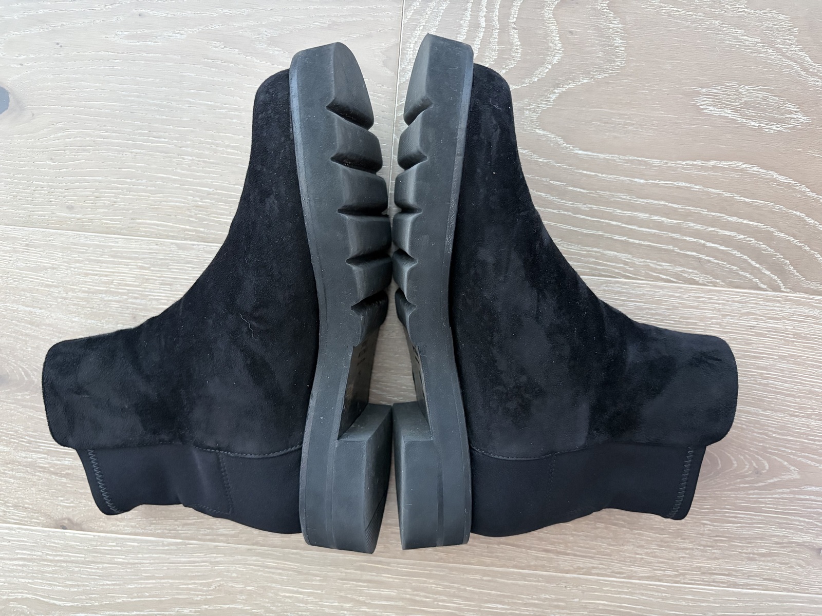  5050 Lift Ankle Boots Black Suede