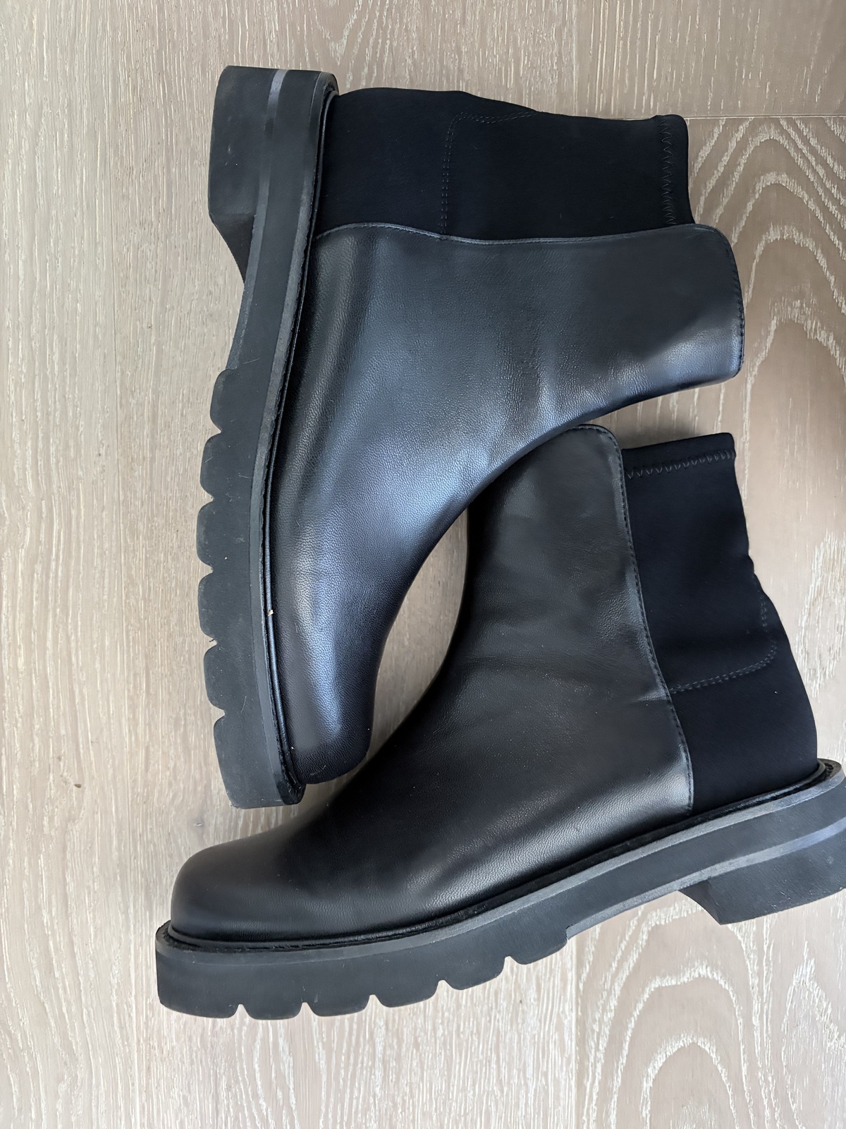  5050 Lift Ankle Boots Black Leather Woman