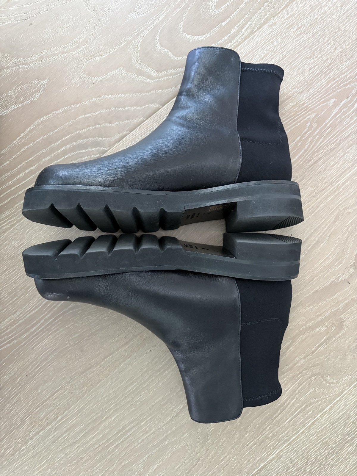  5050 Lift Ankle Boots Black Leather Woman