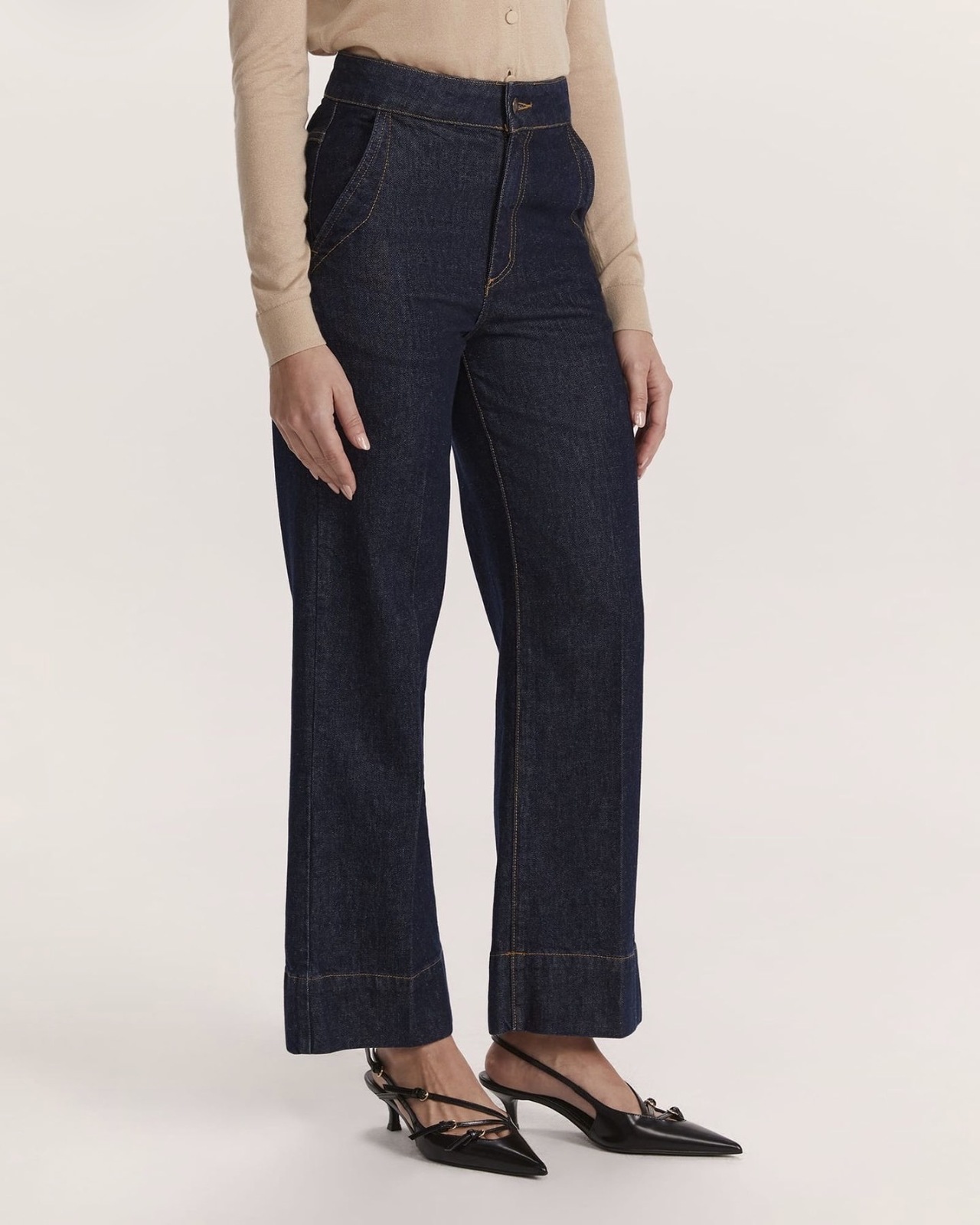 Ava cropped Jean
