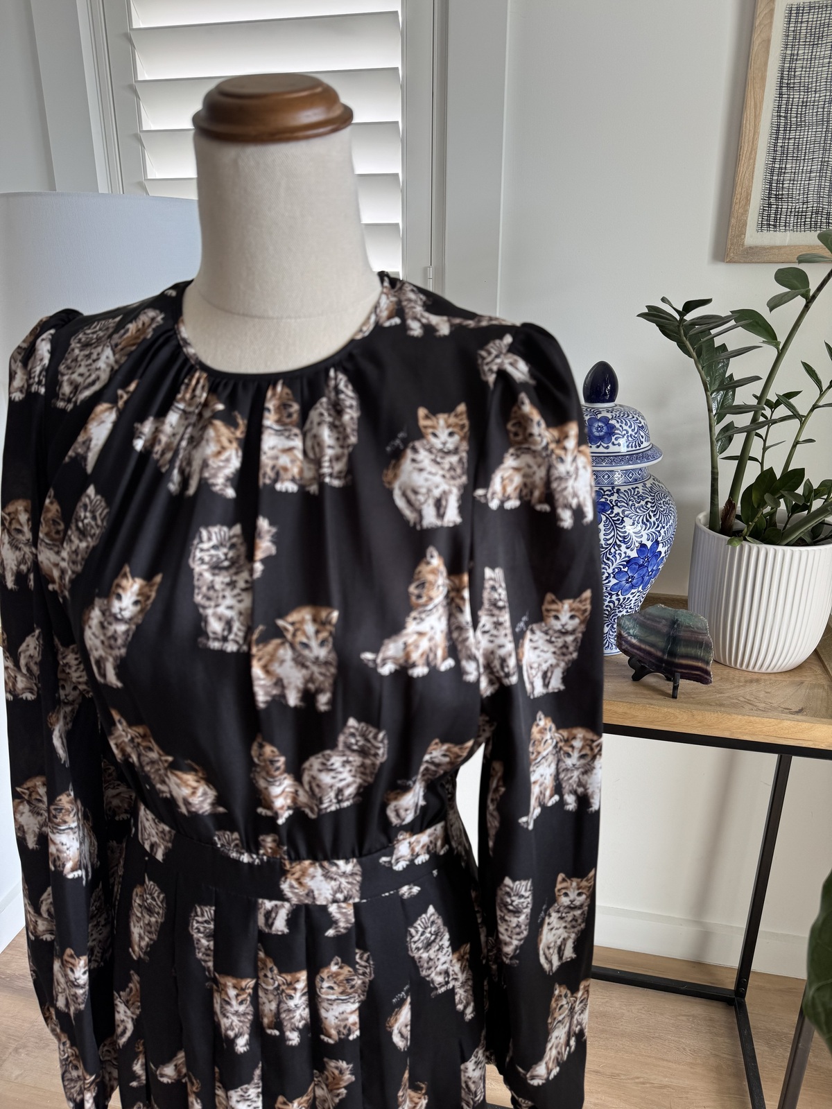 Cat Print long sleeve pleat dress
