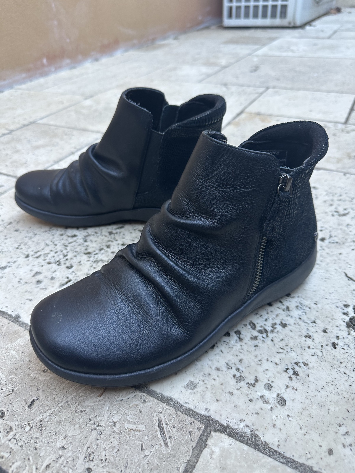 designer black booties,(recommended to size up from 39 to 40)